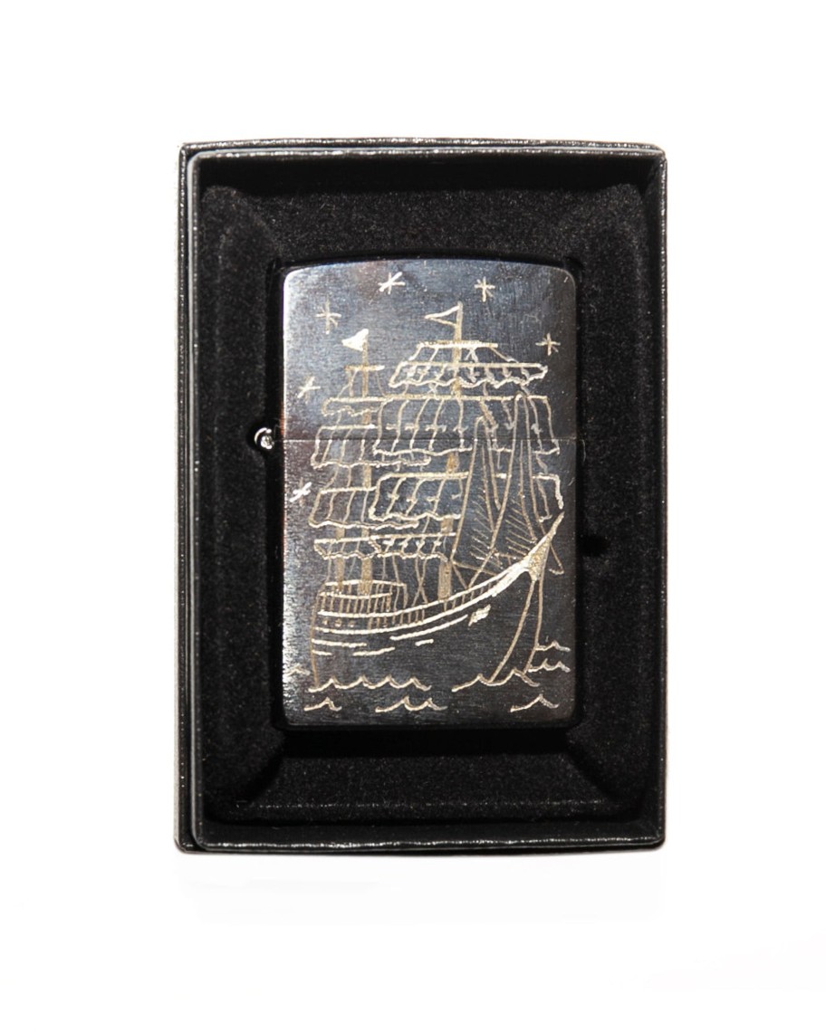 Men 18 Waits Home | Vices Collection | Chrome Tall Ships Lighter