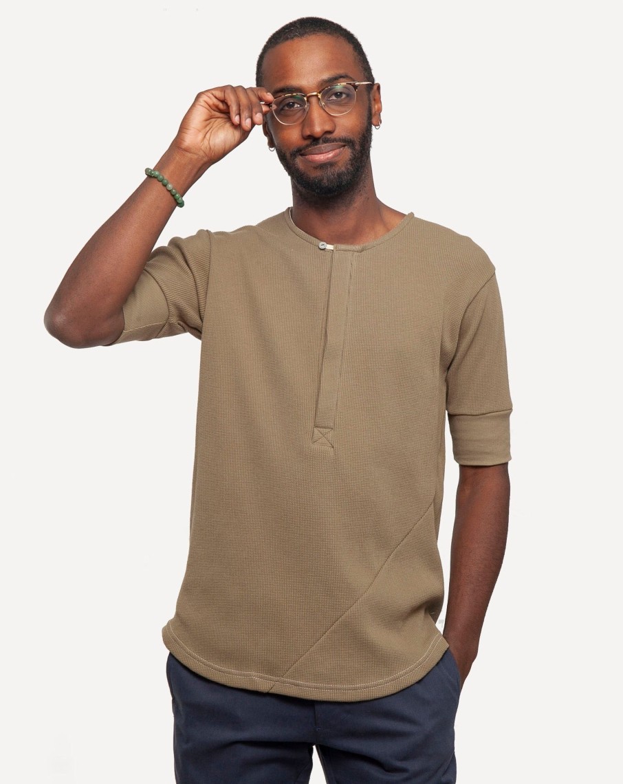 Men 18 Waits Knits | T-Shirts | Hitchhiker Henley | Organic | Khaki Micro Waffle