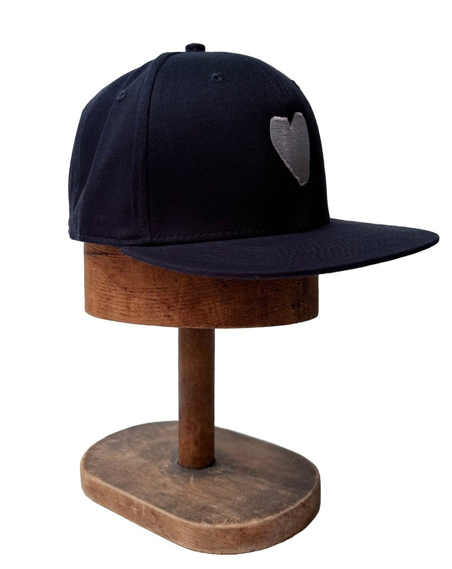 Men 18 Waits Hats & Caps | Flat Bill Snapback Cap | White Heart On Navy