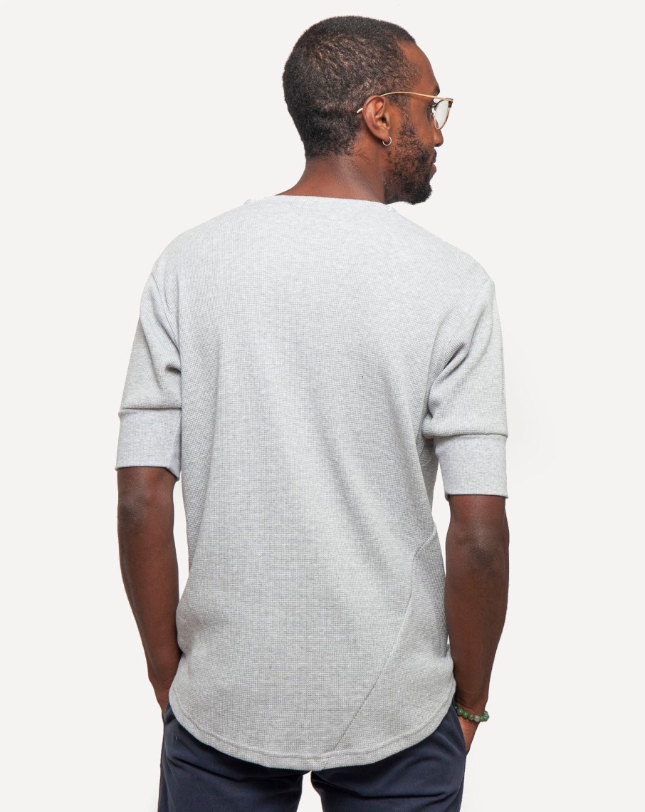 Men 18 Waits Knits | T-Shirts | Hitchhiker Henley | Organic | Light Grey Micro Waffle