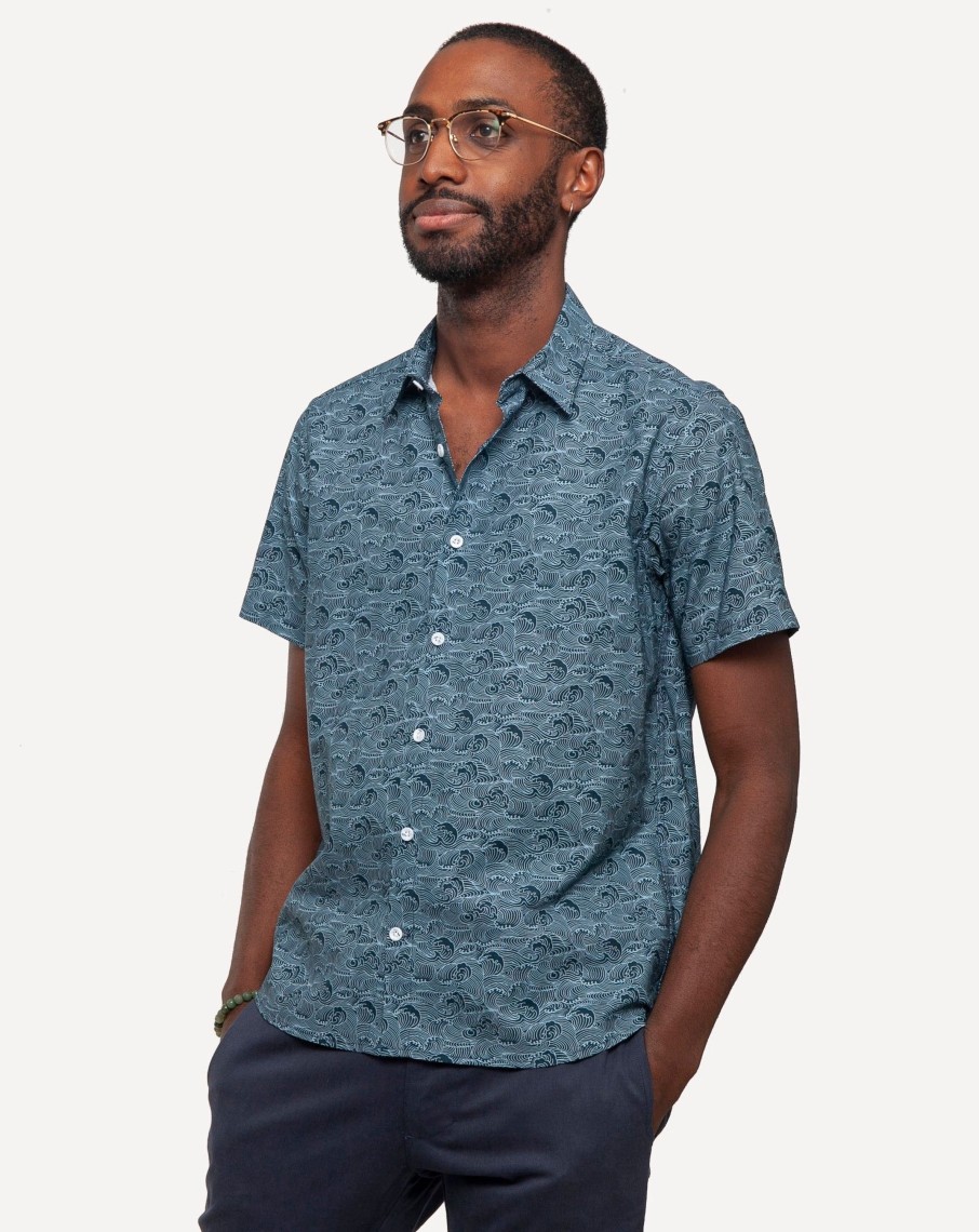 Men 18 Waits Shirts | Short Sleeve Dylan Shirt | Navy Waves