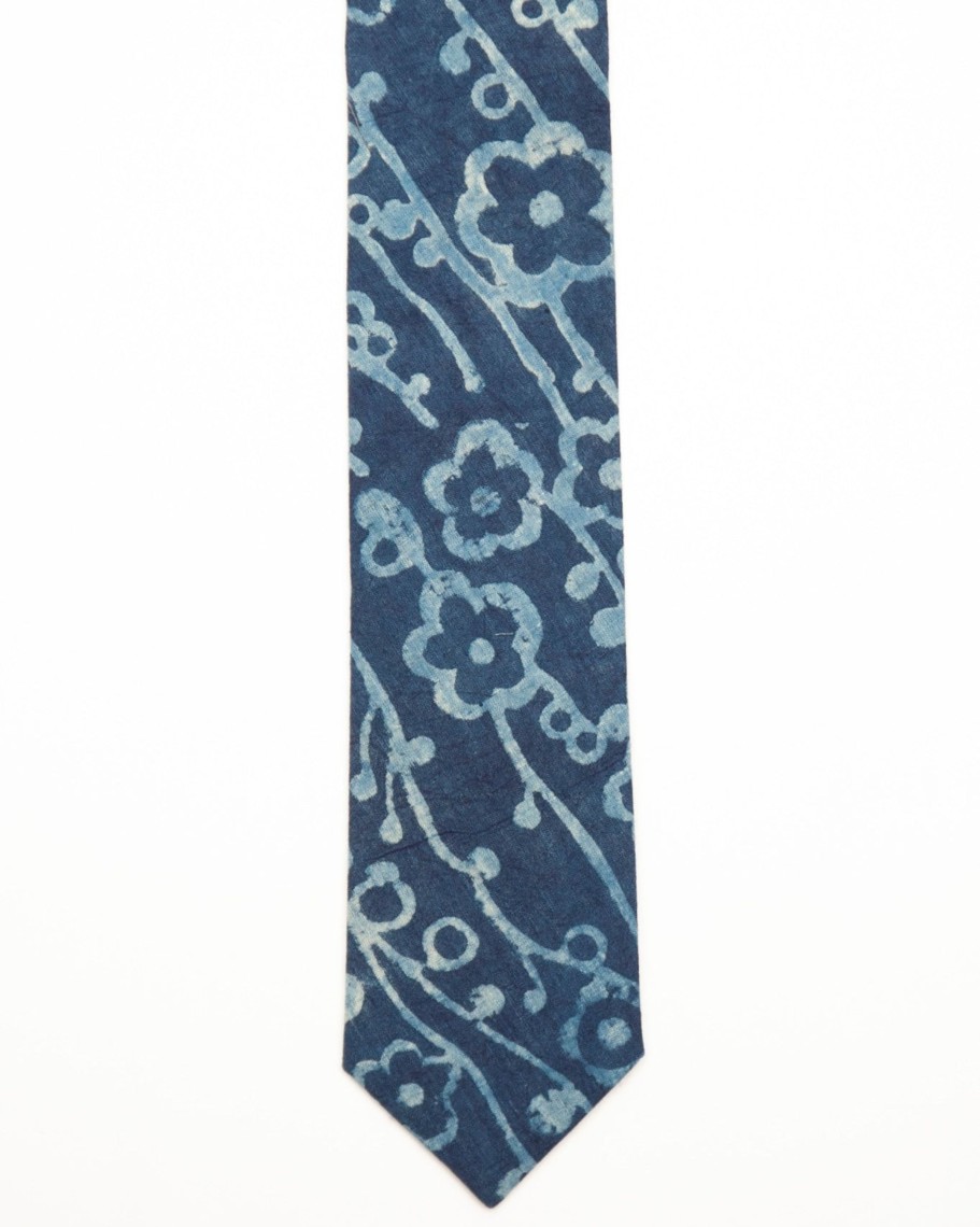 Men 18 Waits Ties & Pocket Squares | The Tie | Faded Japanese Flowers