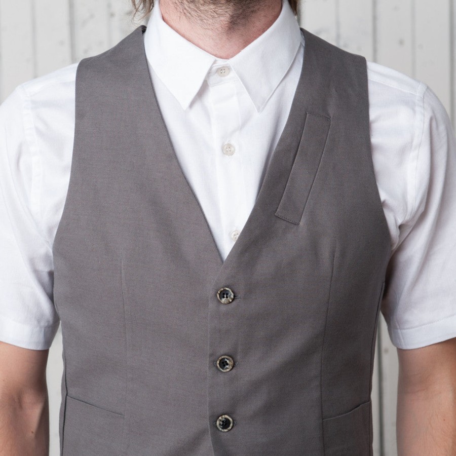 Men 18 Waits | The Hunter Vest | Smooth Grey Twill