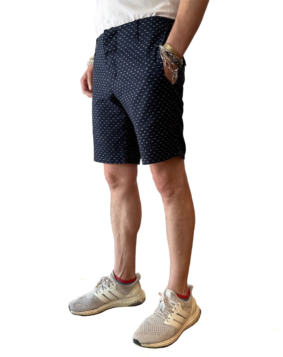 Men 18 Waits Shorts | Signature Shorts | Indigo Triangles