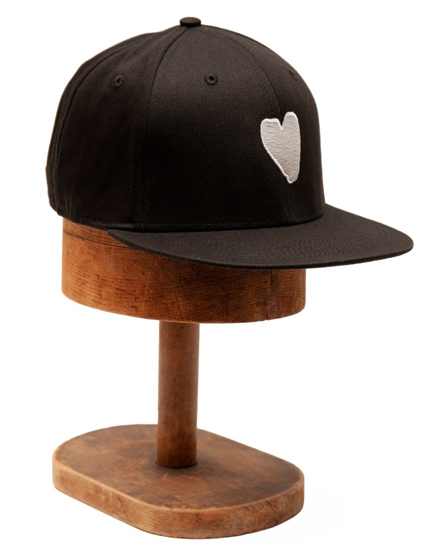 Men 18 Waits Hats & Caps | Flat Bill Snapback Cap | White Heart On Black