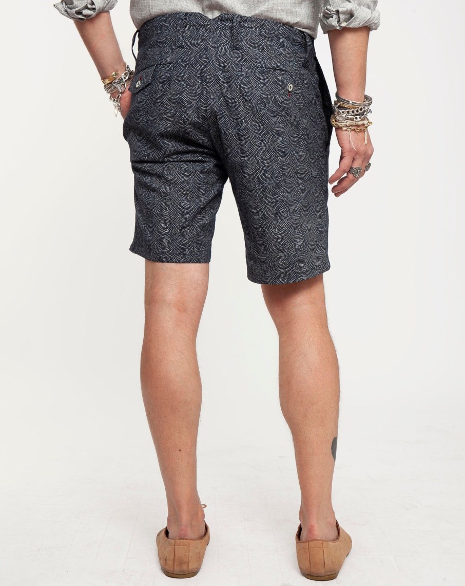 Men 18 Waits Shorts | Signature Shorts | Tiny White Dots